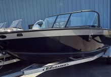2025 Alumacraft Competitor 205 - Black